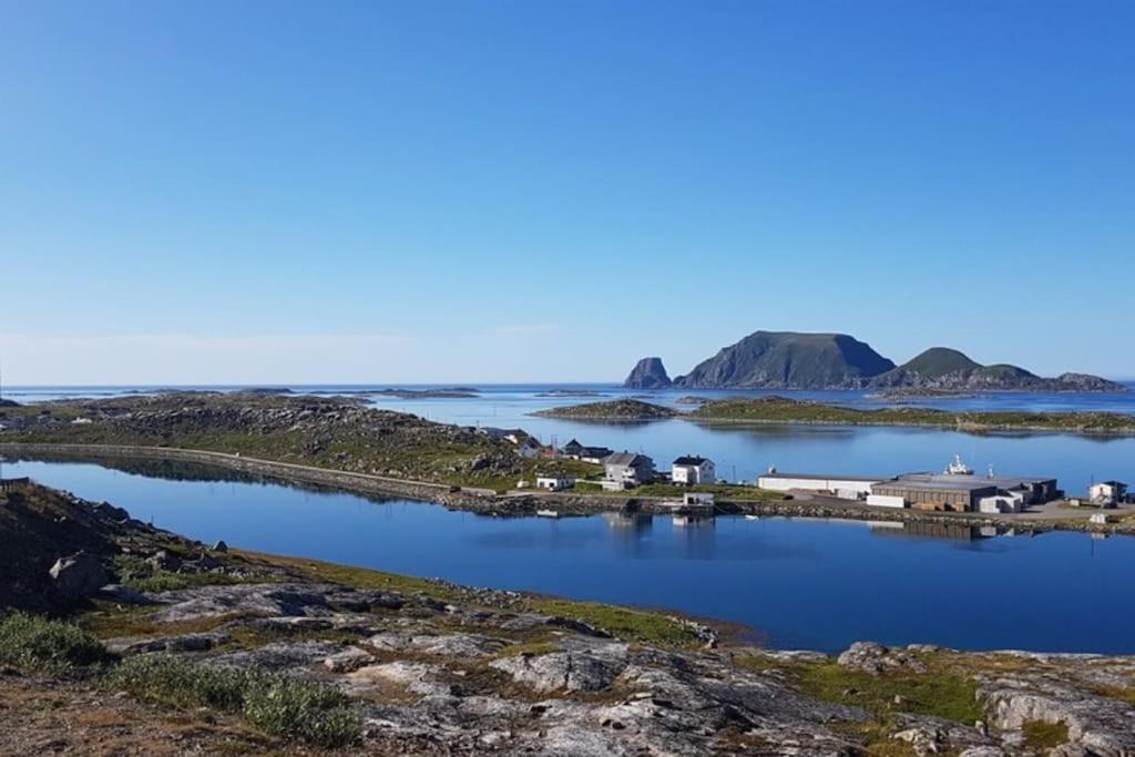 Northcape Nature Rorbuer - 1 - Dock South Gjesvær Extérieur photo